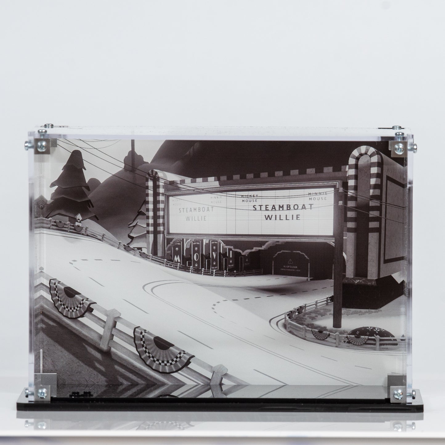 Display Case for LEGO® Steamboat Willie (40659)