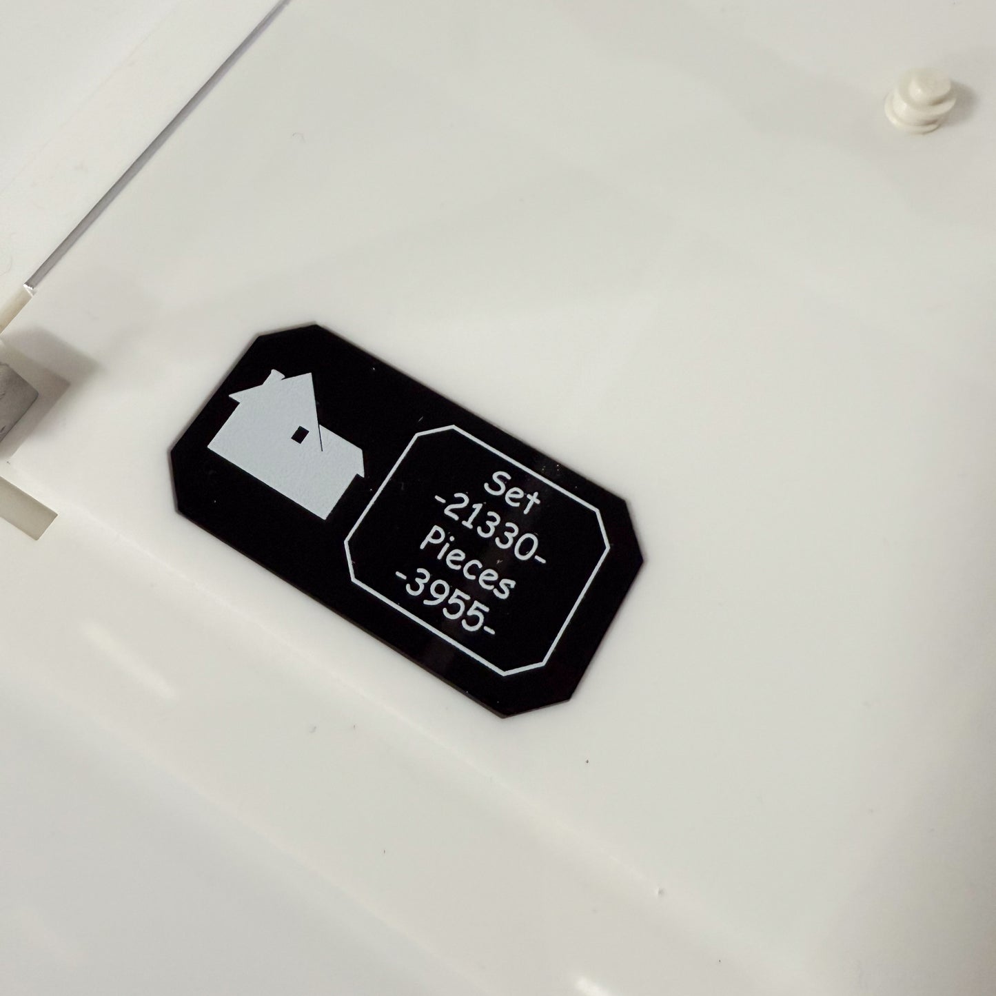 Display Case for LEGO® Home Alone House (21330)