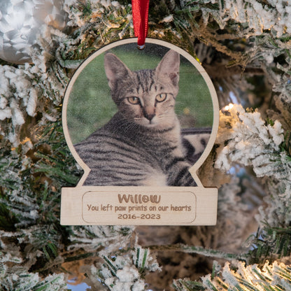 Personalised Photo Pet Memorial Snow Globe Style Christmas Bauble Tree Decoration