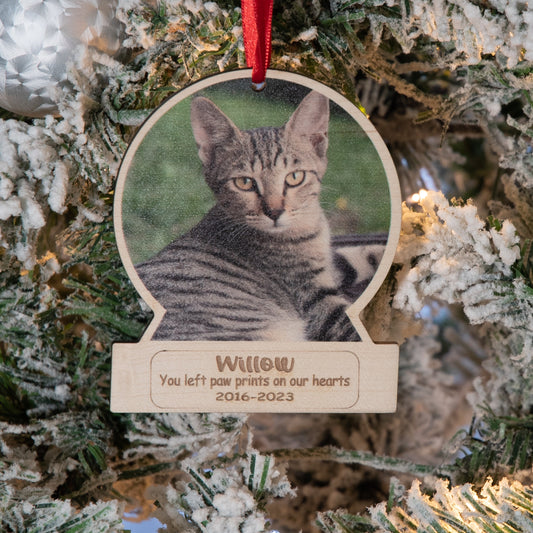 Personalised Photo Pet Memorial Snow Globe Style Christmas Bauble Tree Decoration