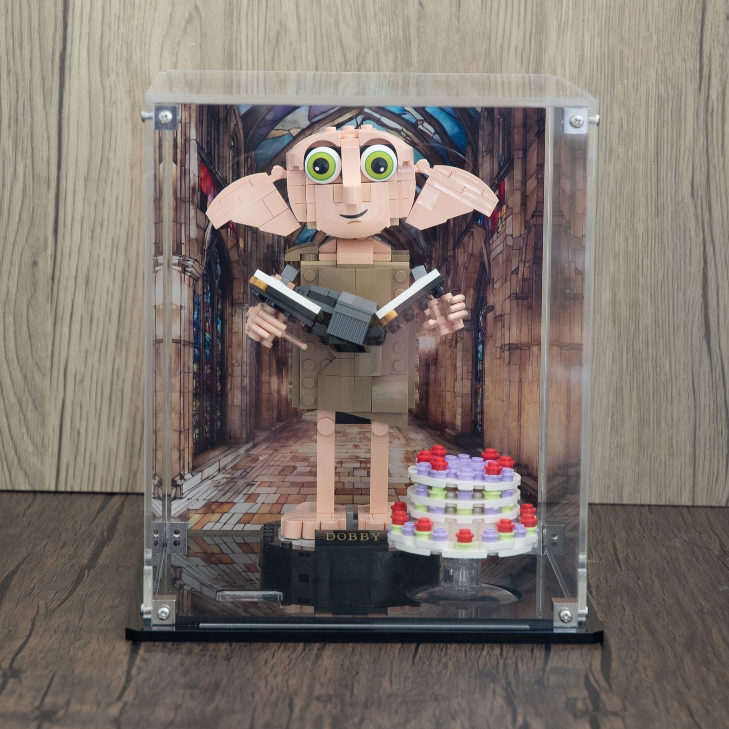 Display Case for LEGO® Dobby the House-Elf (76421)