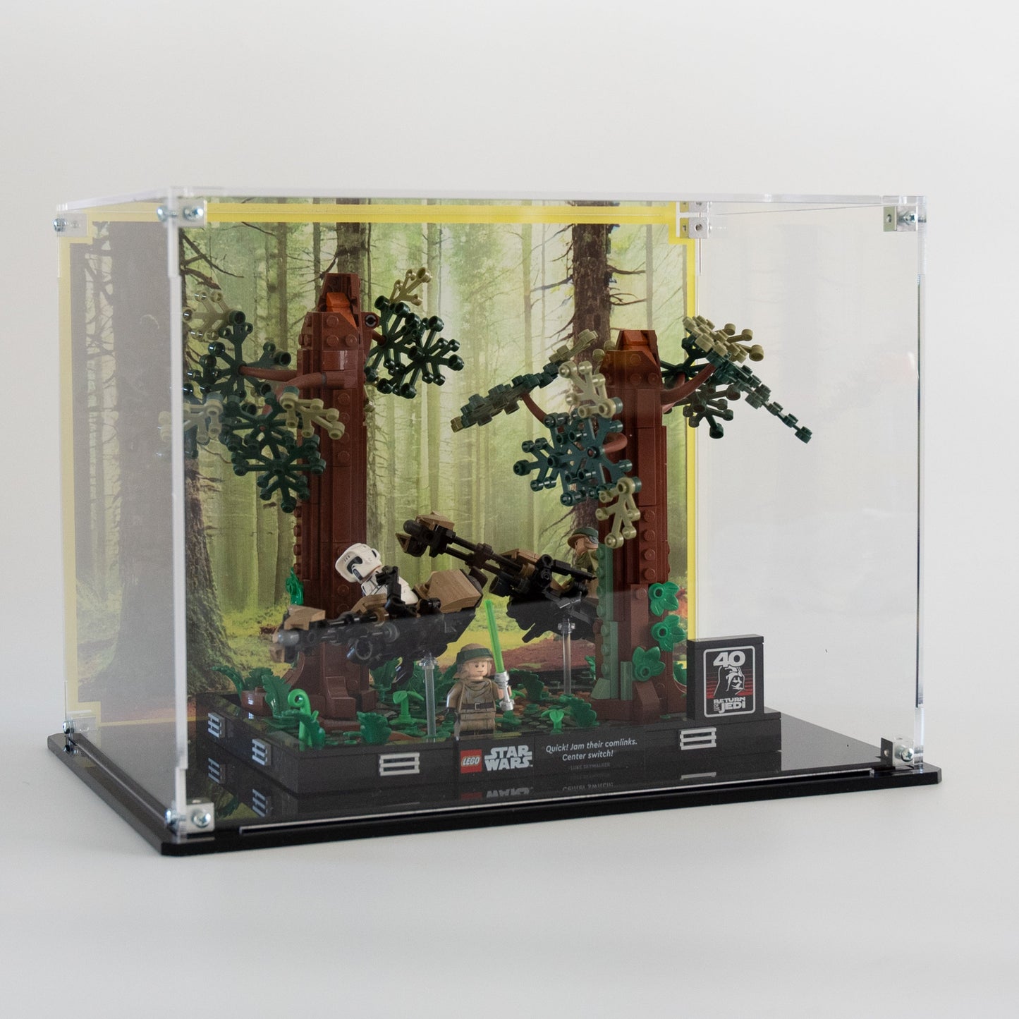 Display Case for LEGO® Endor™ Speeder Chase Diorama (75353)