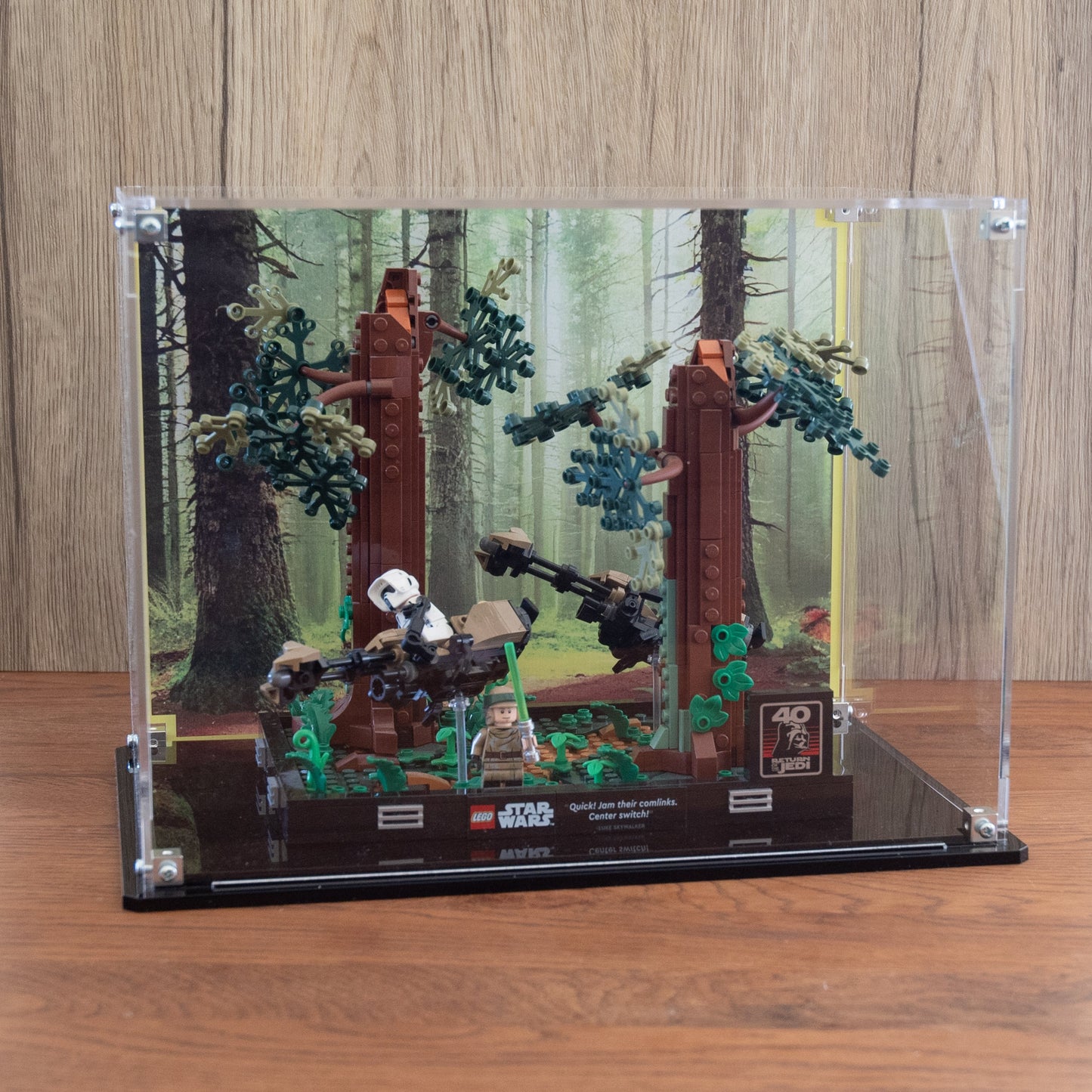 Display Case for LEGO® Endor™ Speeder Chase Diorama (75353)