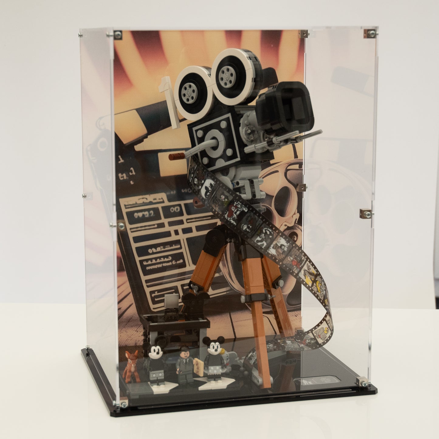 Display Case for LEGO® Walt Disney Tribute Camera (43230)