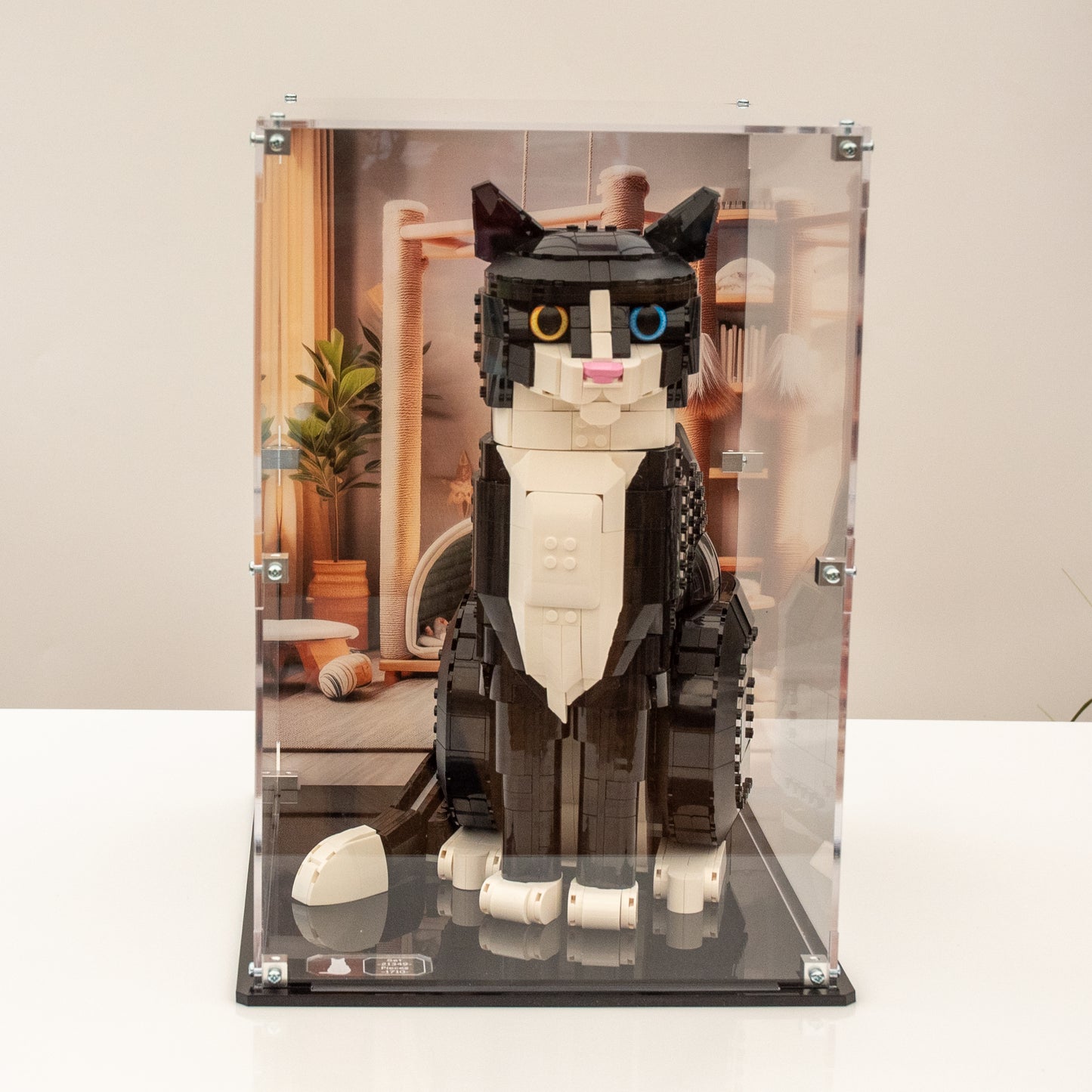 Display Case for LEGO® Tuxedo Cat (21349)