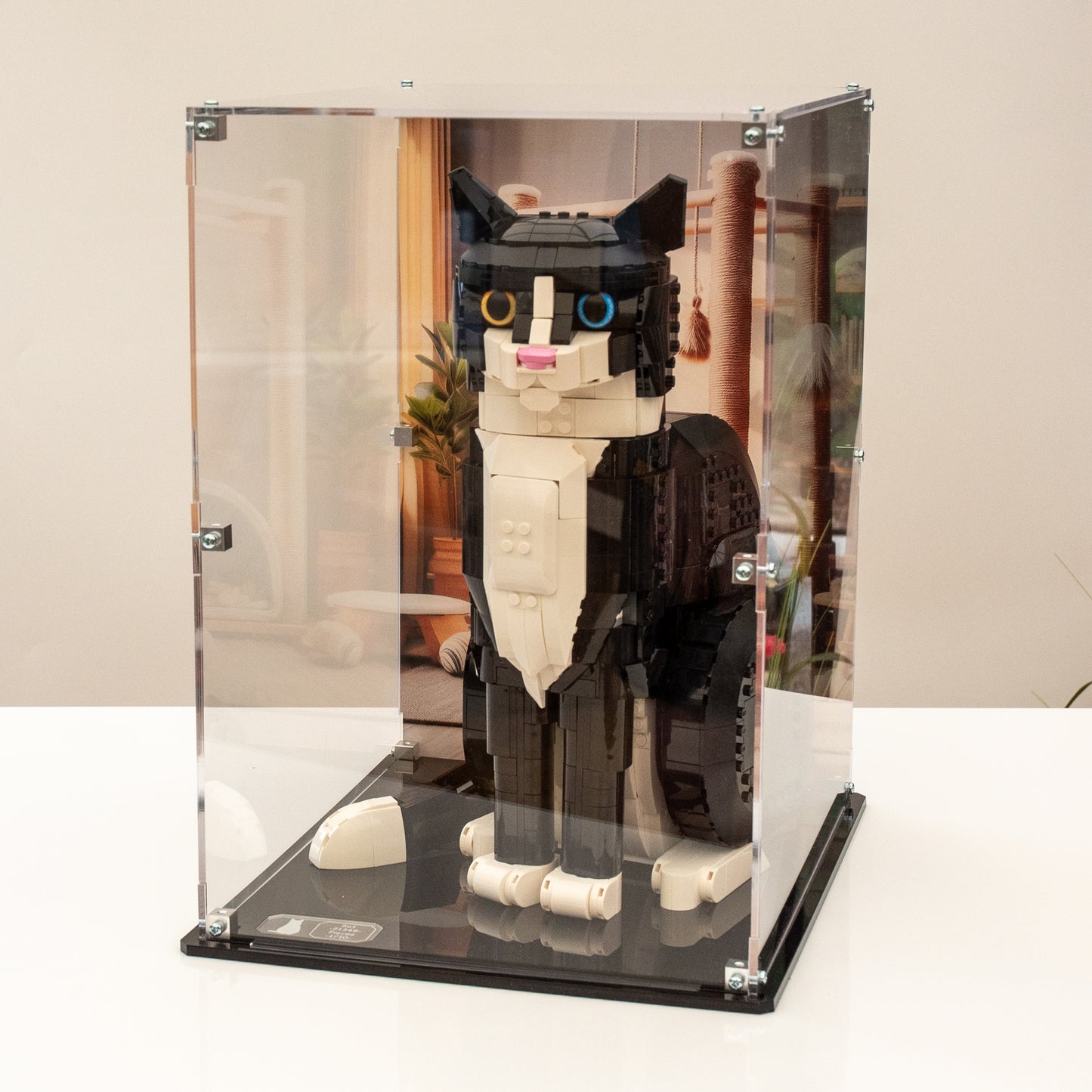 Display Case for LEGO® Tuxedo Cat (21349)