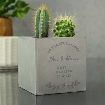 Personalised ANY Text Concrete Plant Pot