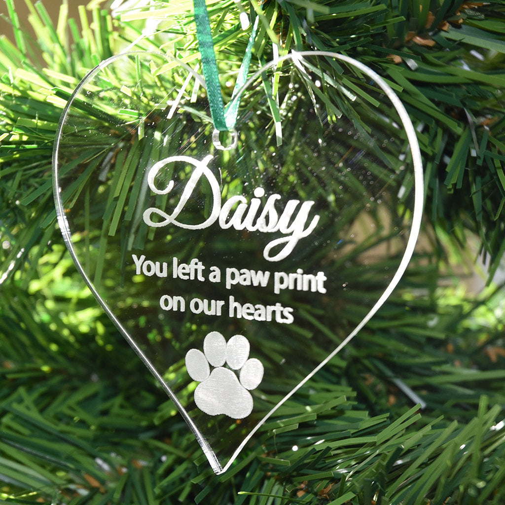 Wooden Personalised  Pet Memorial Heart Christmas Bauble